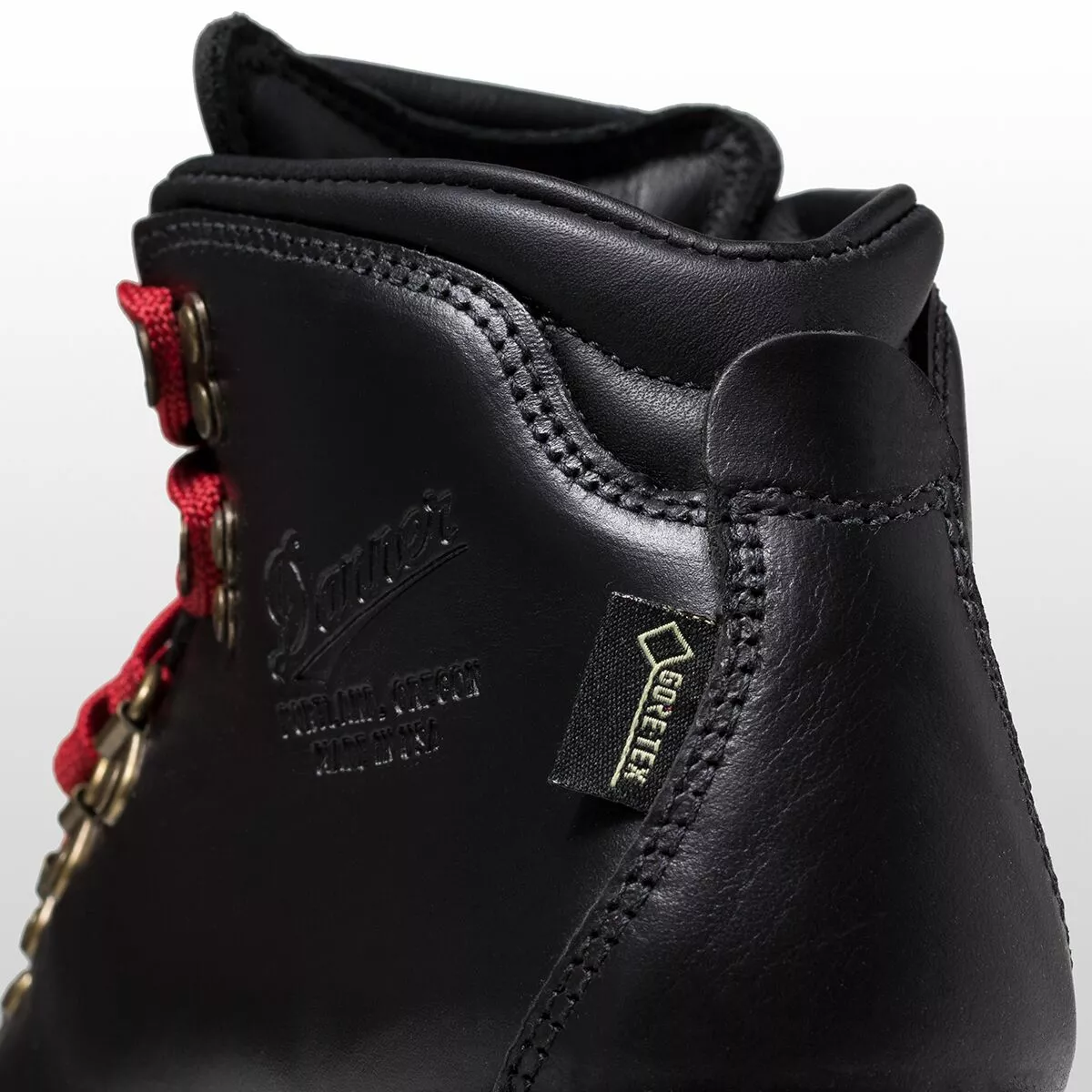 Danner Stumptown Mountain Pass GORE TEX Boot Women's 4 Danner Stumptown Mountain Pass GORE TEX Boot Women's - Image 4